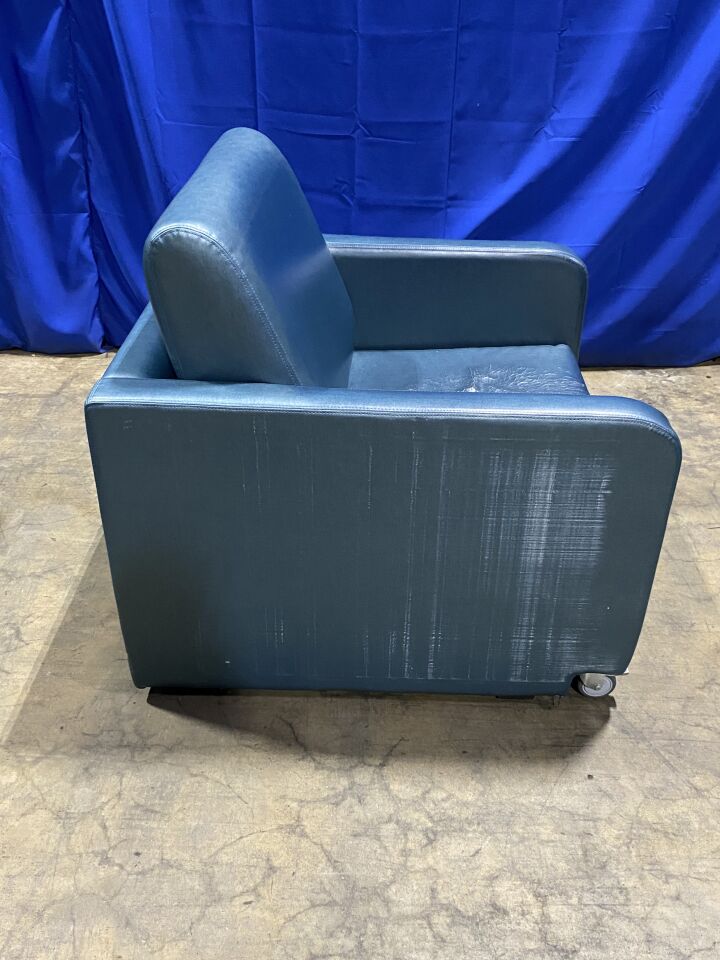 STRYKER 3500 Recliner Bed