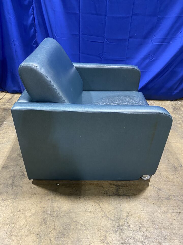 STRYKER 3500 Recliner Bed