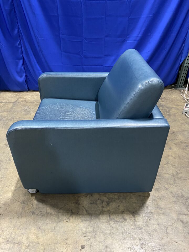 STRYKER 3500 Recliner Bed
