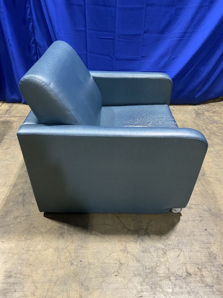STRYKER 3500 Recliner Bed