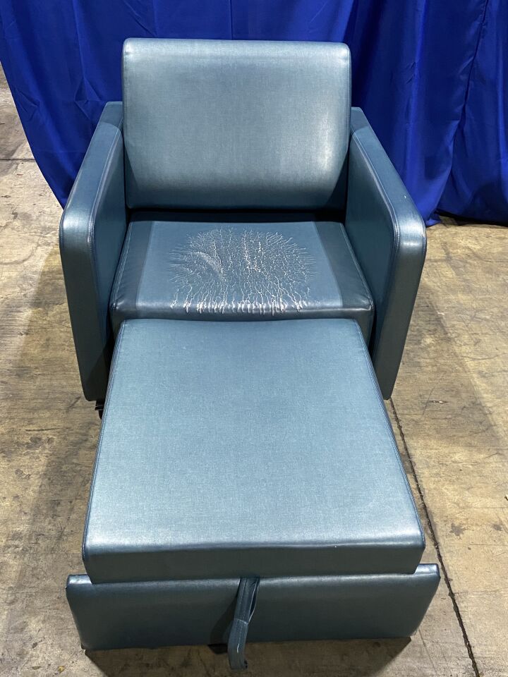 STRYKER 3500 Recliner Bed