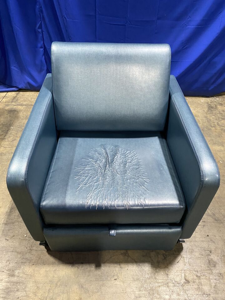 STRYKER 3500 Recliner Bed