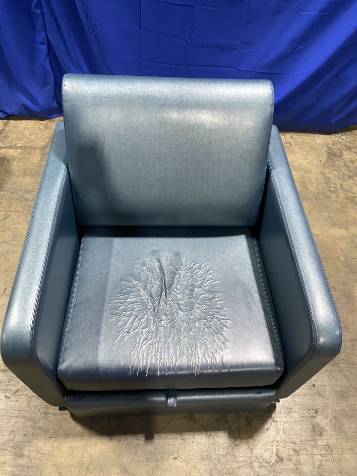 STRYKER 3500 Recliner Bed