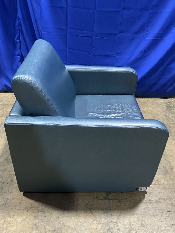 STRYKER 3500 Recliner Bed