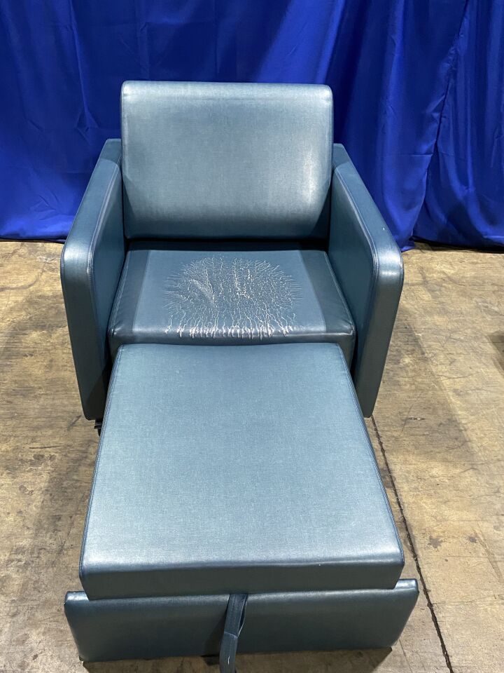 STRYKER 3500 Recliner Bed