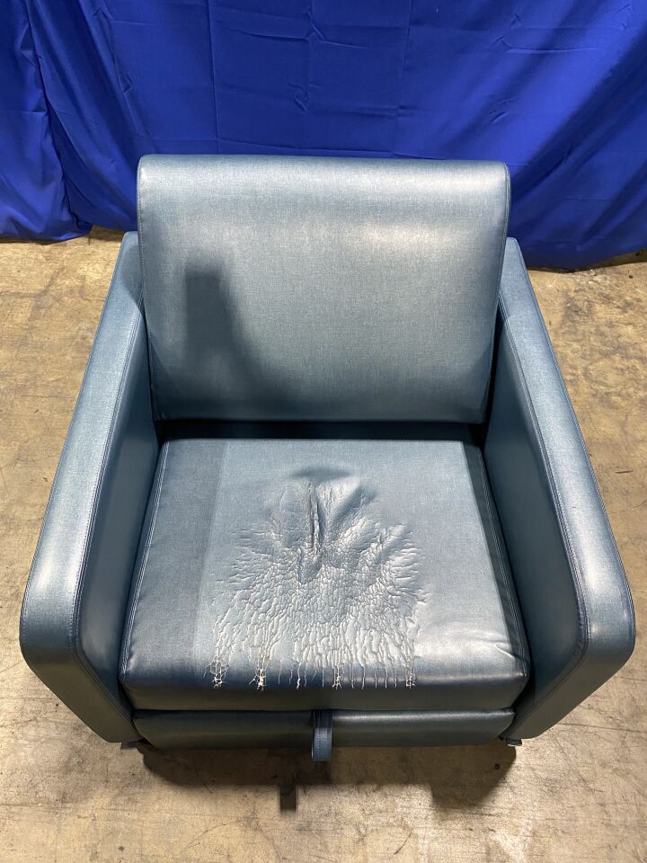 STRYKER 3500 Recliner Bed
