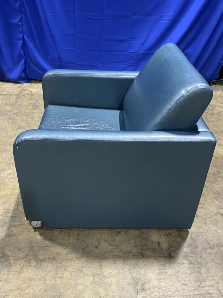 STRYKER 3500 Recliner Bed