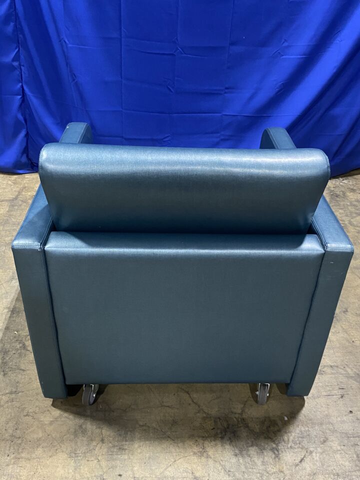 STRYKER 3500 Recliner Bed