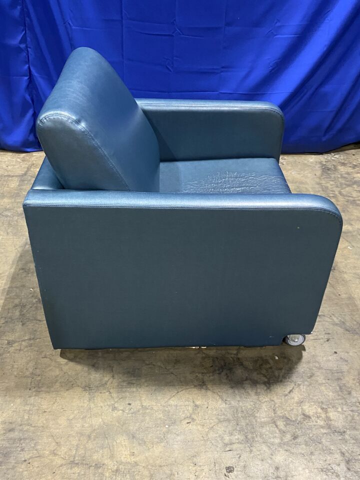 STRYKER 3500 Recliner Bed