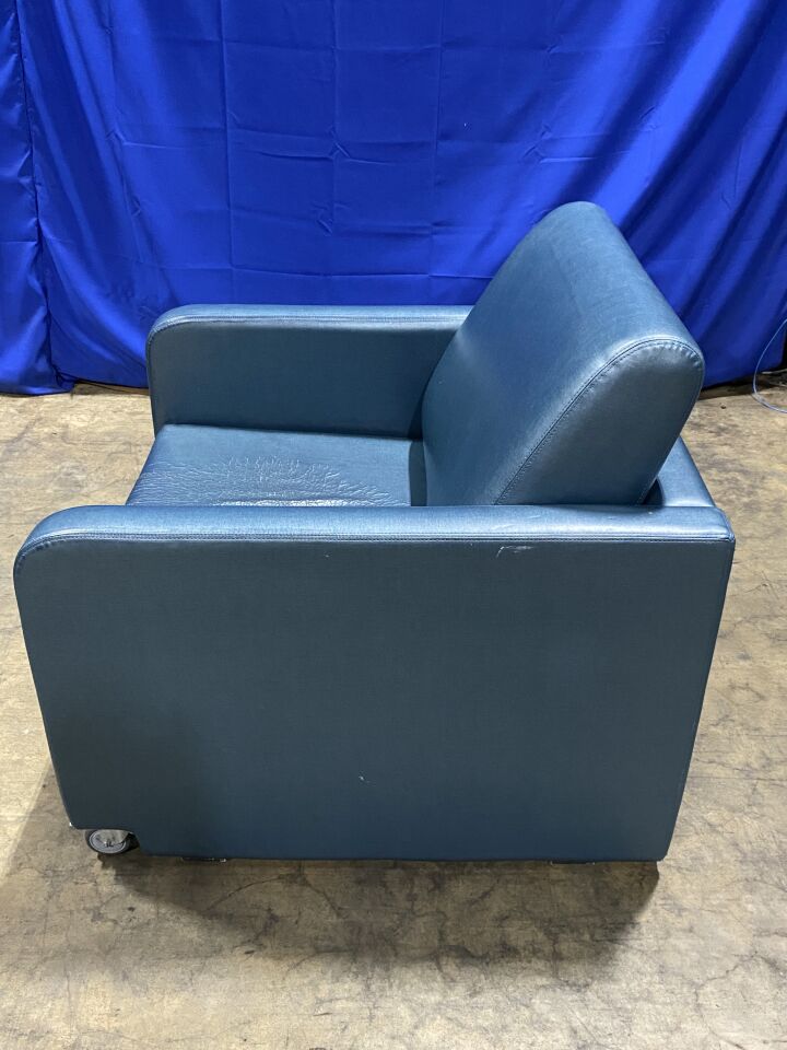 STRYKER 3500 Recliner Bed