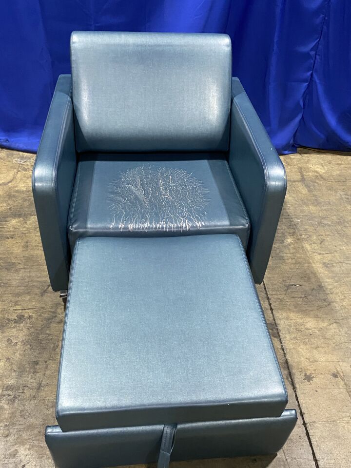 STRYKER 3500 Recliner Bed