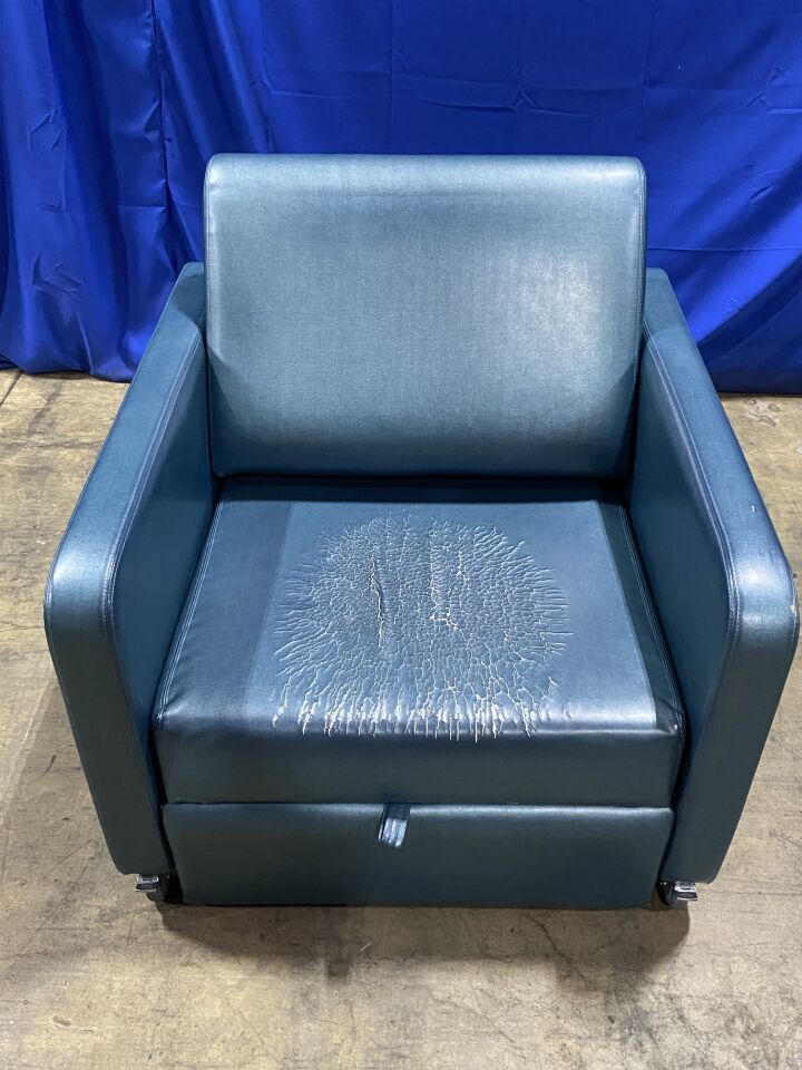 STRYKER 3500 Recliner Bed