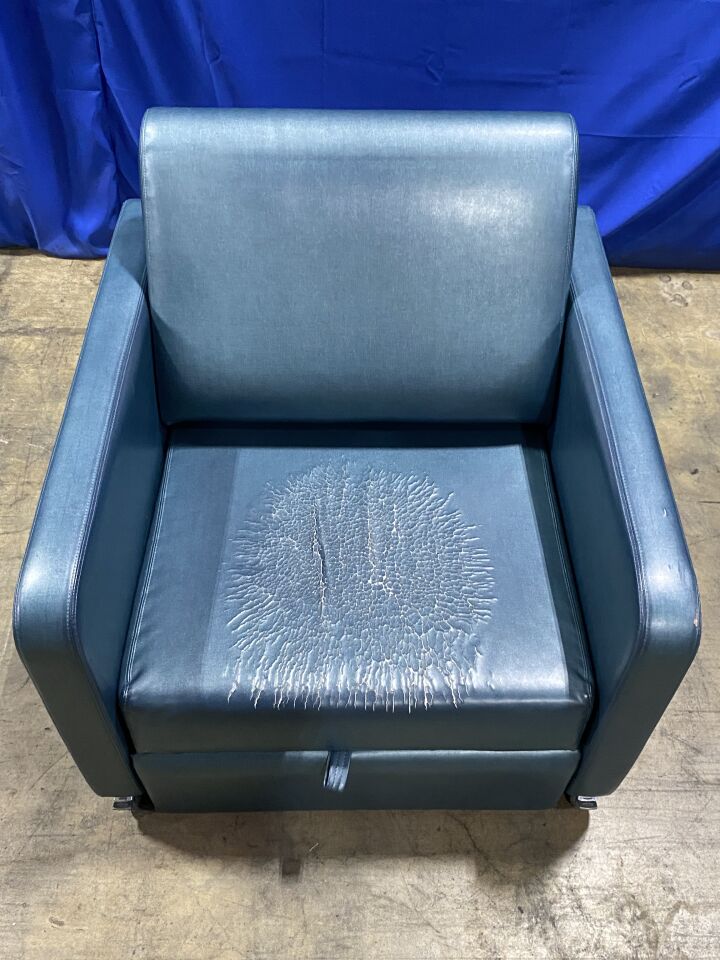 STRYKER 3500 Recliner Bed