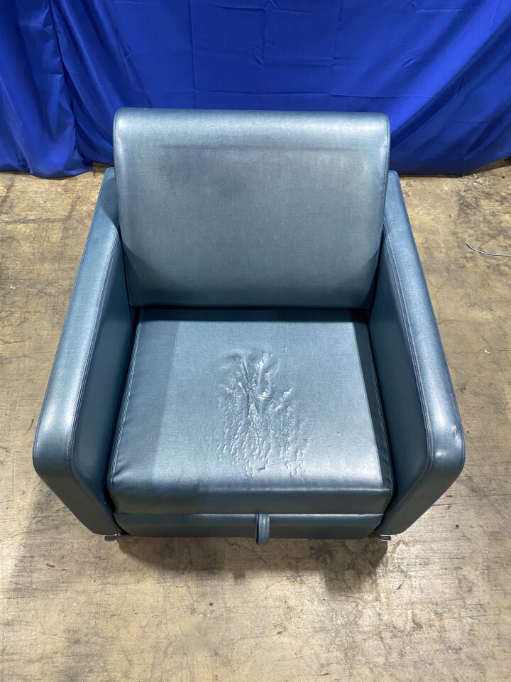 STRYKER 3500 Recliner Bed