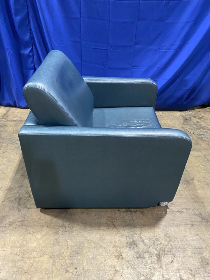 STRYKER 3500 Recliner Bed