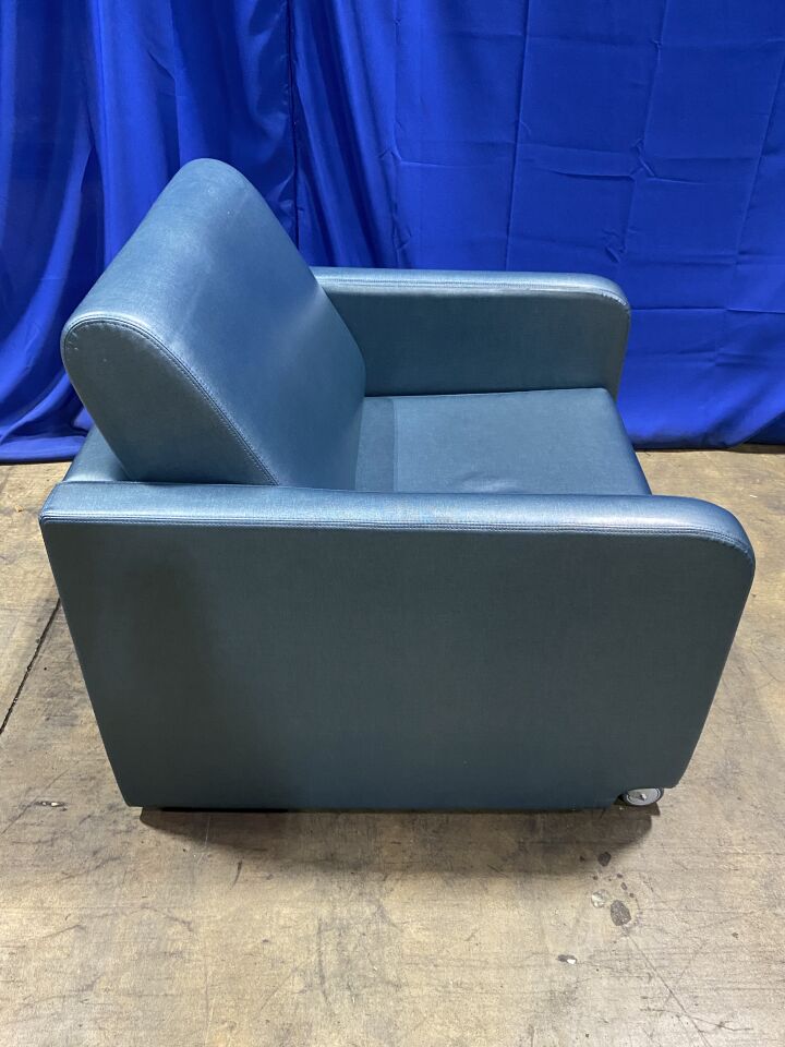 STRYKER 3500 Recliner Bed