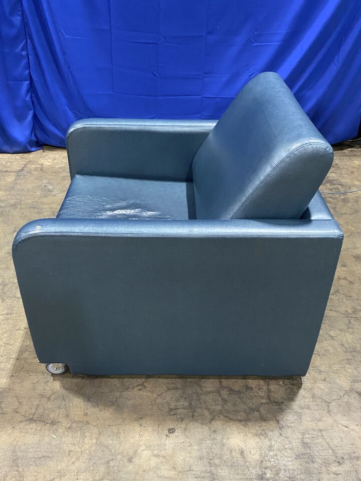 STRYKER 3500 Recliner Bed