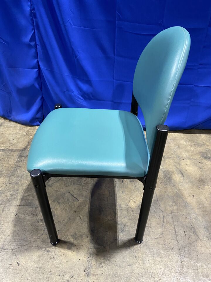 MIDMARK 420-001 Chair