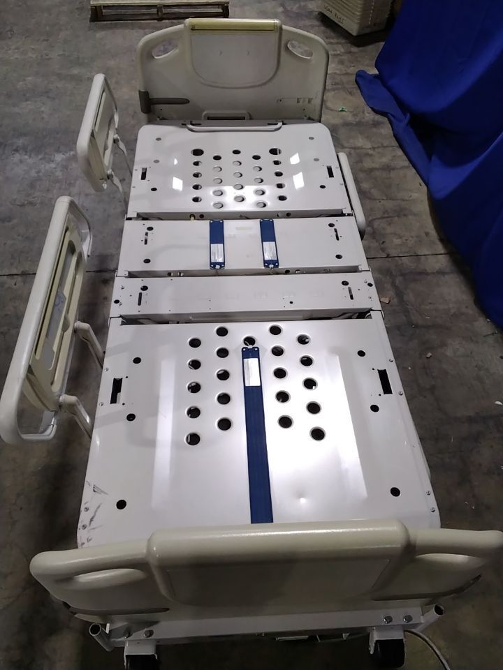 HILL-ROM Advanta P1600 Hospital Bed