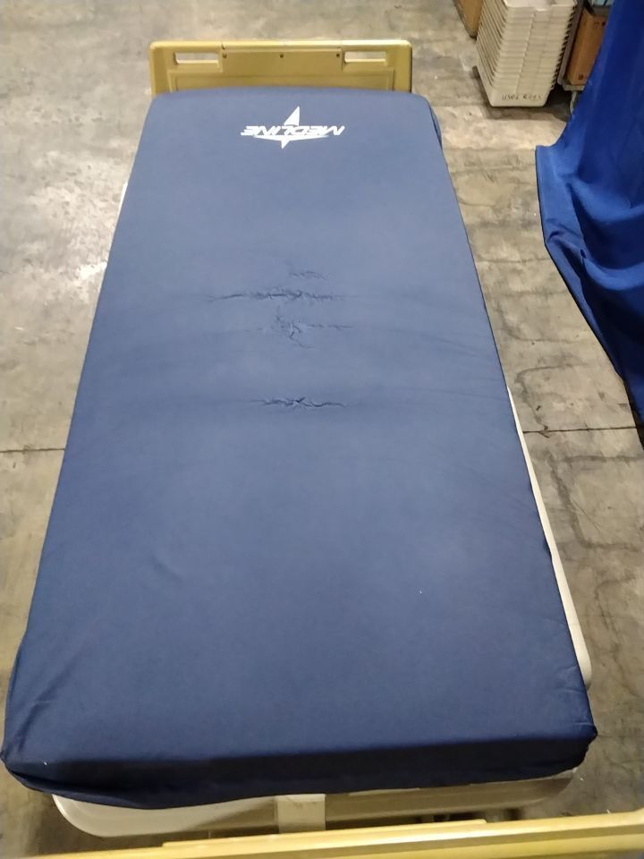 HILL-ROM Advance 1155-37D06-A Hospital Bed