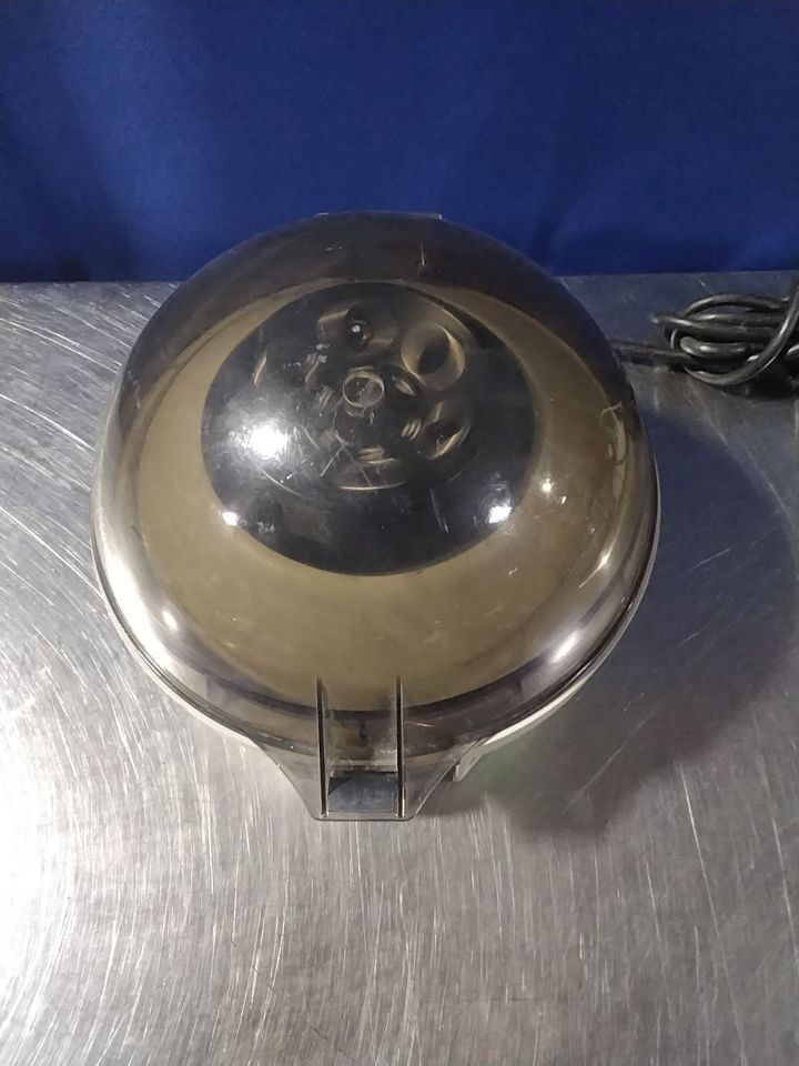 BECTON DICKINSON Compact II Centrifuge