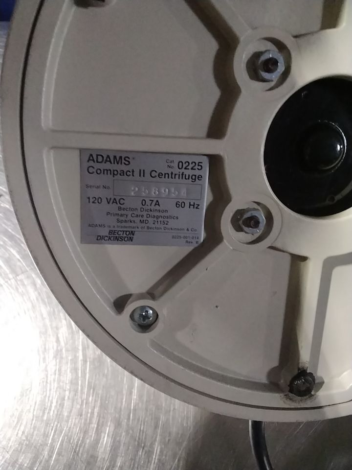 BECTON DICKINSON Compact II Centrifuge