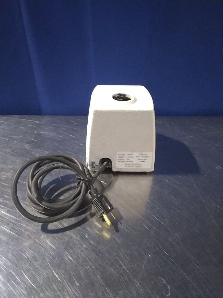 FISHER SCIENTIFIC Mini Vortexer 12 810 1 Rotator/Mixer/Rocker