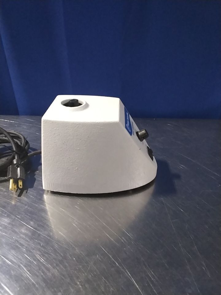 FISHER SCIENTIFIC Mini Vortexer 12 810 1 Rotator/Mixer/Rocker