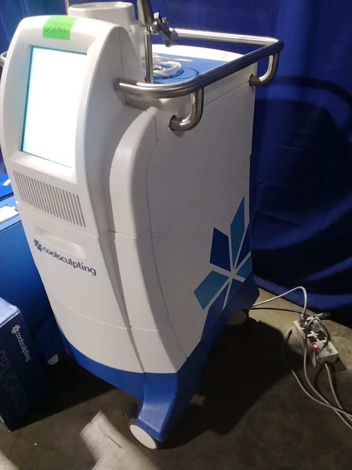 ZELTIQ AESTHETICS, INC. BRZ-CG1-BAM-110 Coolsculpting unit