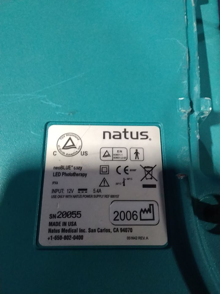 NATUS MEDICAL INC. neoBLUE cozy Phototherapy Lamp