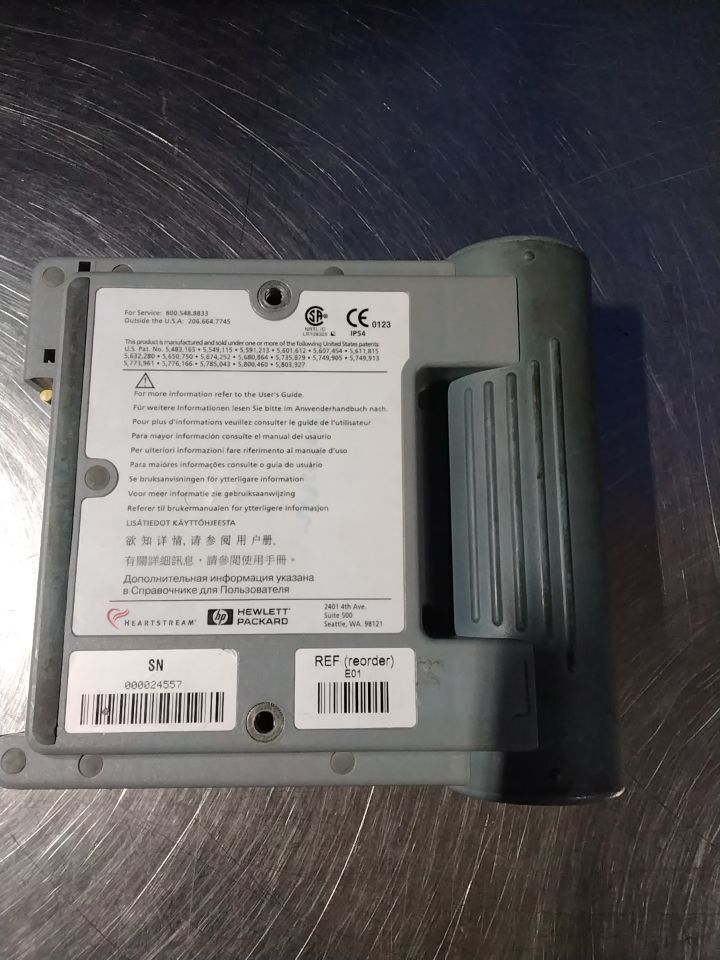 HEWLETT PACKARD Heartstream E01 Defibrillator