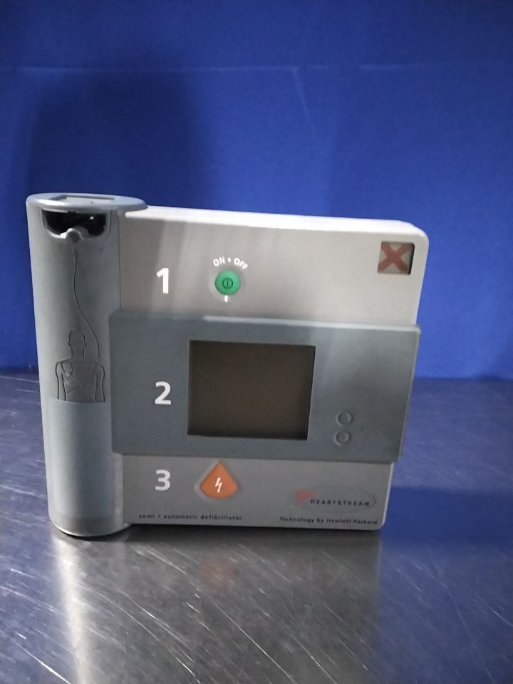 HEWLETT PACKARD Heartstream E01 Defibrillator