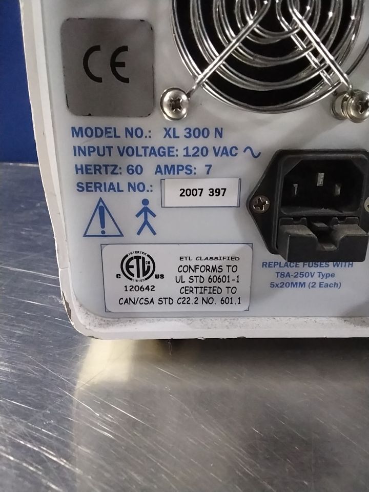 PRODUCTS FOR MEDICINE XL 300 N Light Source