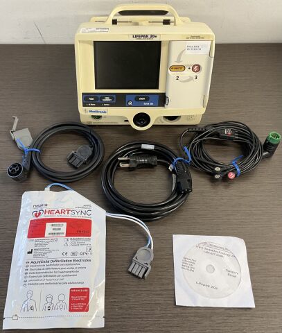 SOMTEC PHY-20E-PAC Defibrillator