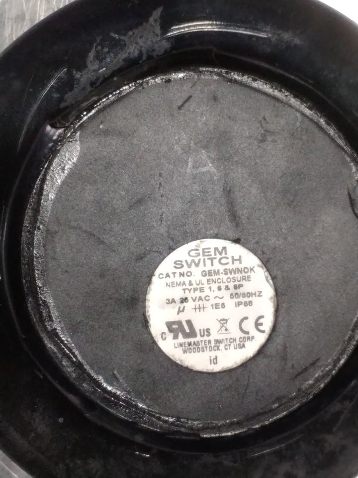 LINEMASTER GEM-SWNOK GEM SWITCH Footswitch