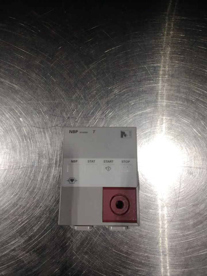 AGILENT M1008B - Lot of 4 Module