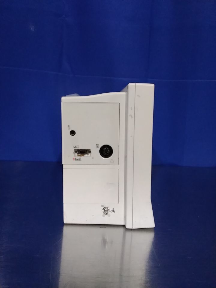 DATASCOPE Passport 2 Patient Monitor