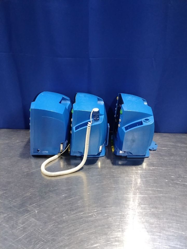 GE V100-NBAA-AXAX-BX - Lot of 3 Monitor