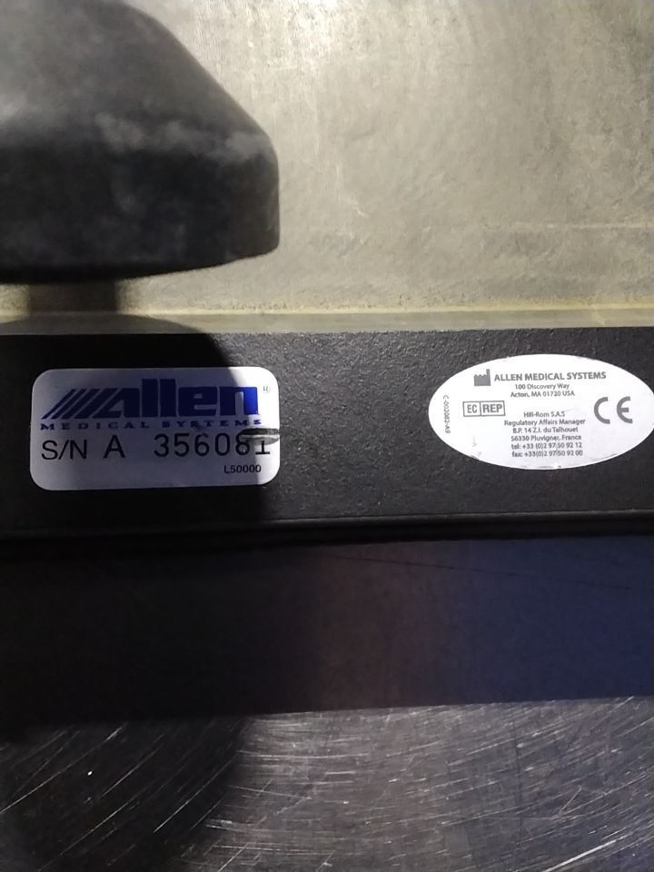 ALLEN MEDICAL SYSTEM Surgical table attachment
