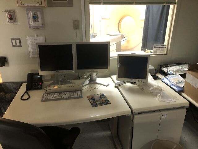 PHILIPS Brilliance 64 CT Scanner