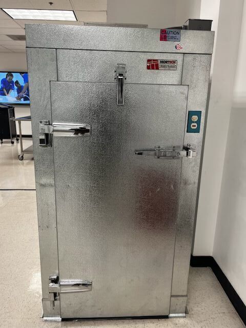 MORTECH 1036R101 Morgue Bay