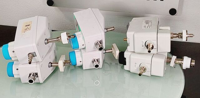 PRECISION VACUUM REGULATORS LOT OF 6