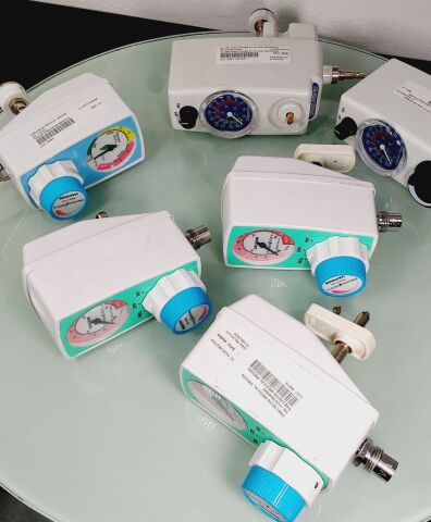 PRECISION VACUUM REGULATORS LOT OF 6
