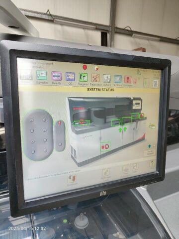 ORTHO-CLINICAL DIAGNOSTICS VITROS XT 7600 Chemistry Analyzer