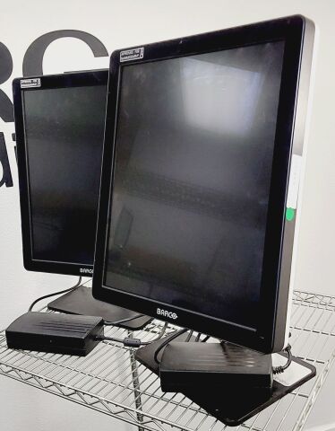 BARCO MDCG-5221 LOT OF 2 Monitor