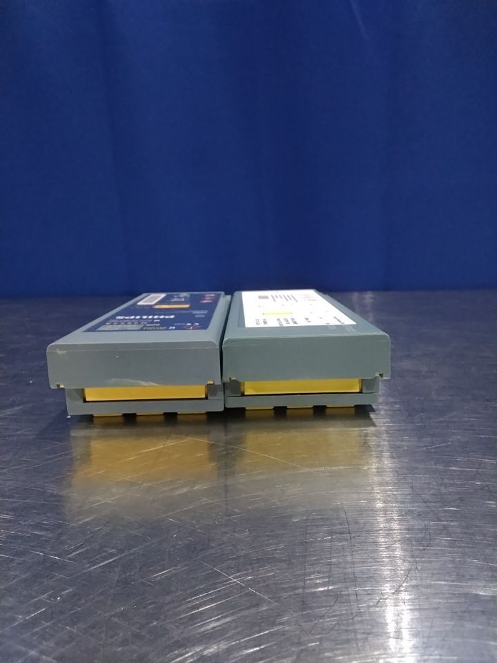 PHILIPS FR2 Batteries - Lot of 2