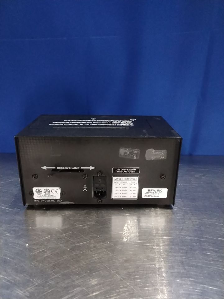 BFW Maxillume 250-2 Light Source