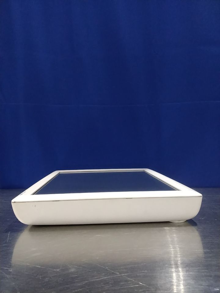 ELO TOUCHSYSTEMS ET1920L-7SKR-1-45C-SPC-G - Lot of 2 Display Monitor