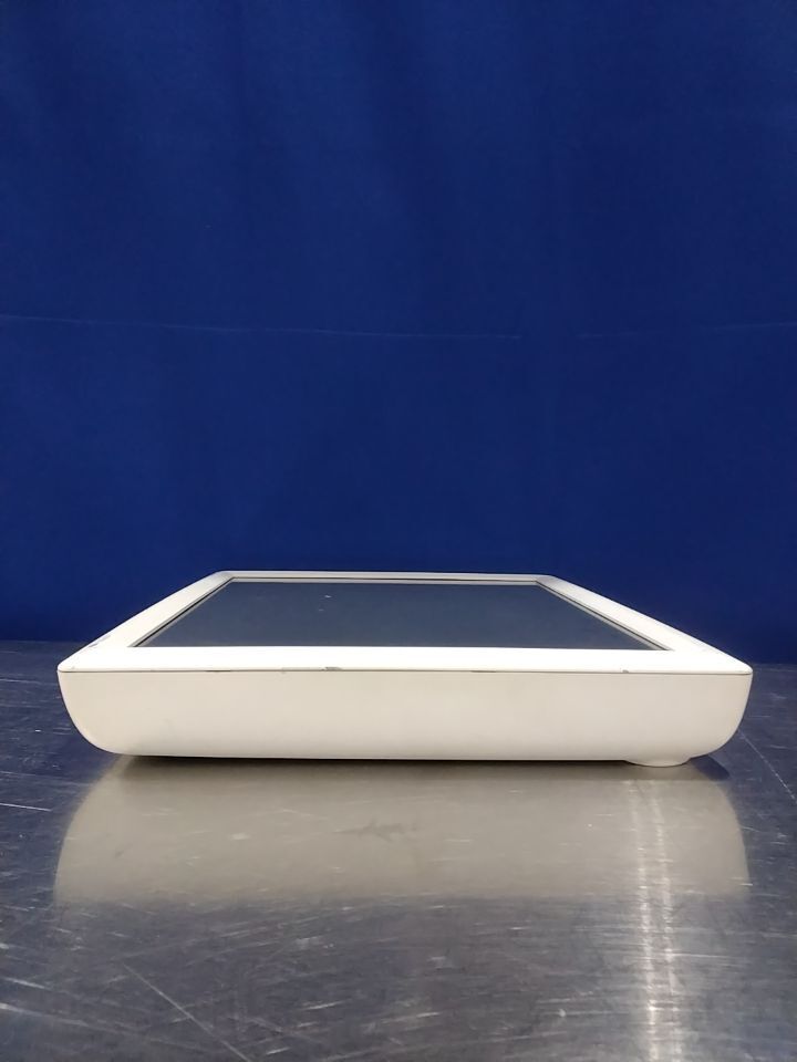 ELO TOUCHSYSTEMS ET1920L-7SKR-1-45C-SPC-G - Lot of 2 Display Monitor