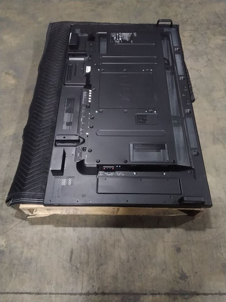 NEC MultiSync V552 Display Monitor